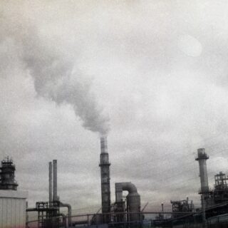 📸 Pentacon Six
🔘 Biometar 2.8/80 MC Carl Zeiss
🎞️ Expired Ilford Delta 3200 Pro
🧪 Kodak HC-110 dilution B for 15 mn